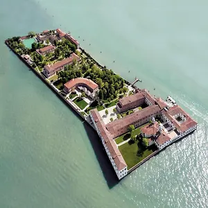 Isola Di San Servolo - Centro Hotell