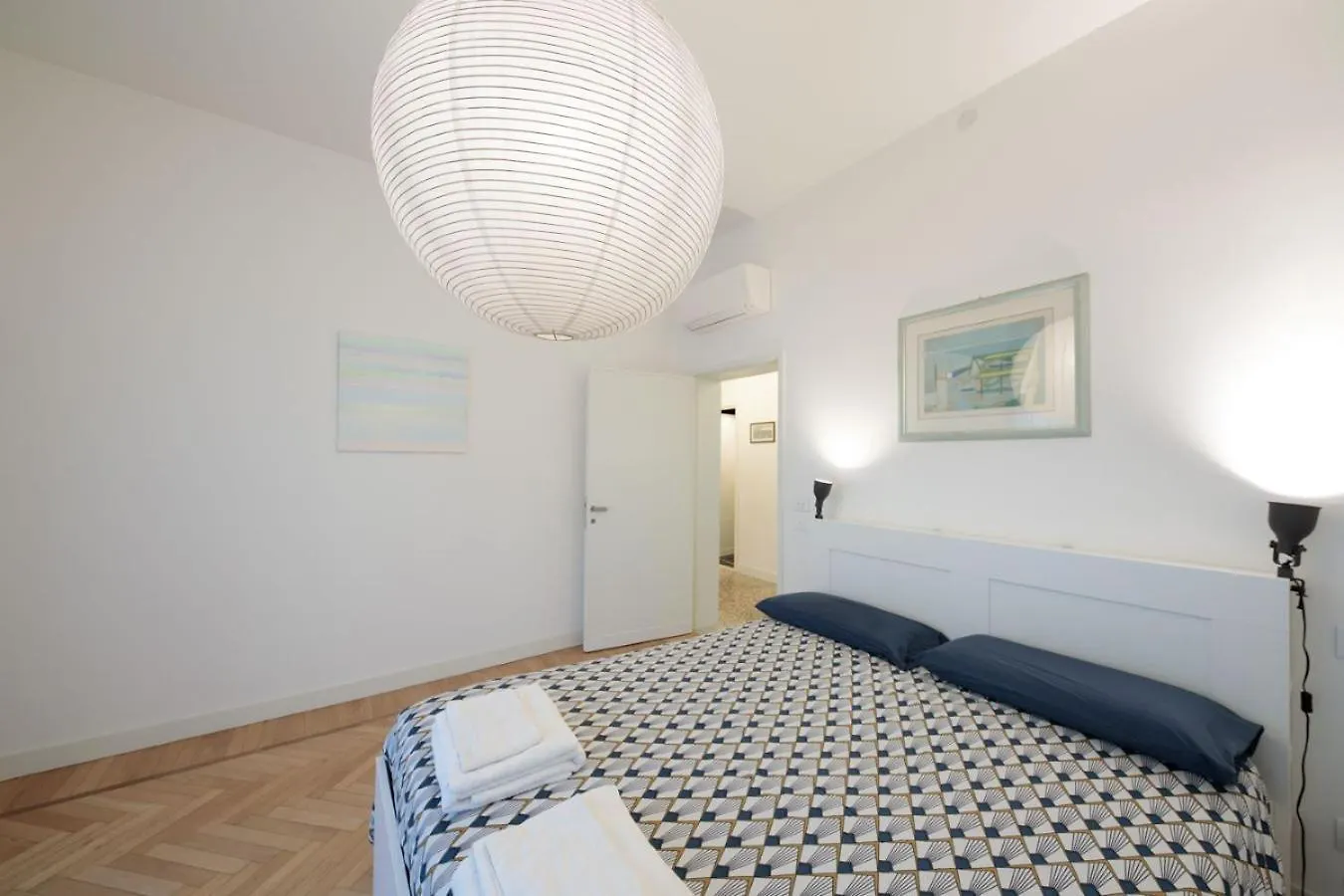 Principe Di Piemonte Apartment 10M Venice 6 Guests